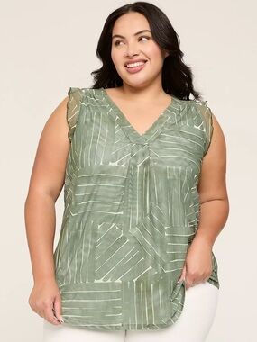 Lane Bryant 18/20 Mesh V-Neck Pleat-Front Top